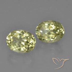 Pedras preciosas de Sillimanita Amarelo esverdeado natural de 3.06 ct, oval, VS