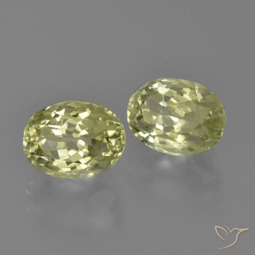 Pedras preciosas de Sillimanita Amarelo esverdeado natural de 3.27 ct, oval, VVS-VS