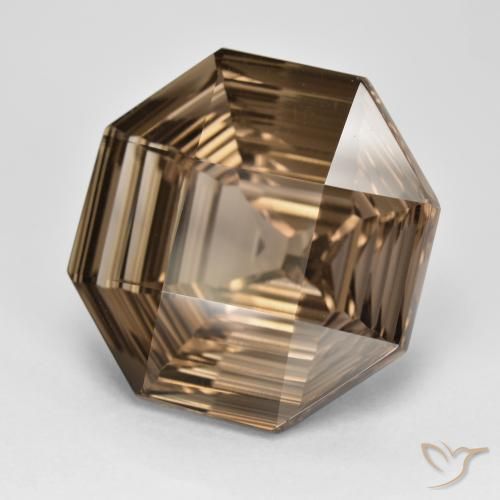 Quartzo Fumê Moca claro Natural 14.22ct, Corte Octógono / Esmeralda, VVS