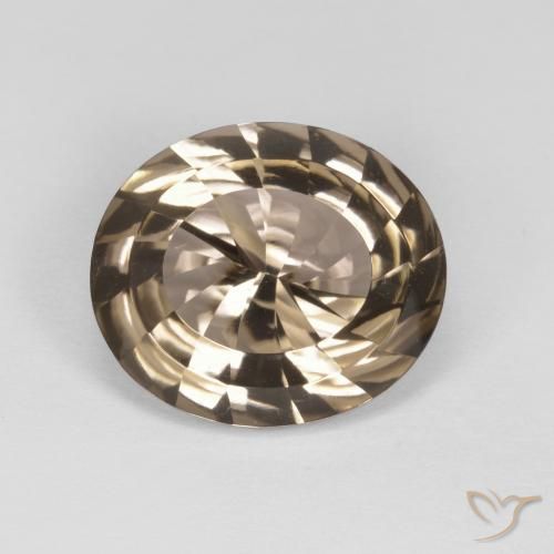 6.74ct Natural Castanho Médio-Claro Quartzo Fumê, oval, VVS