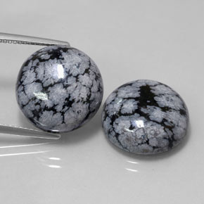 Pedras preciosas de obsidiana floco de neve preto natural de  ct, corte redondo, opaco