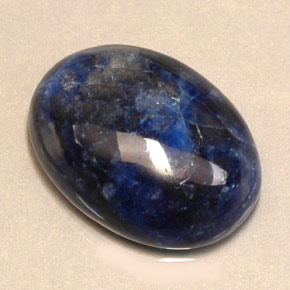 Sodalita azul natural 12,79ct, corte oval, opaco
