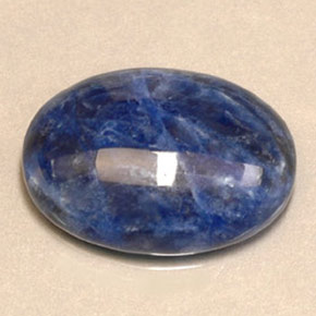 Sodalita Violeta Azul Natural 11.49ct, Corte Oval, Opaco