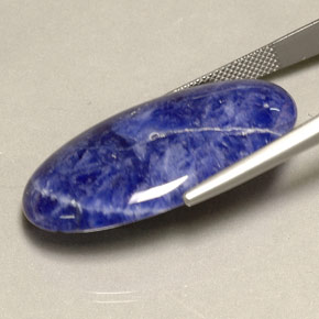 Sodalita Violeta Azul Natural 24.08ct, Corte Oval, Opaco