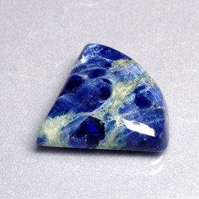 Sodalita azul natural 10,30ct, forma extravagante, opaco