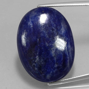 Sodalita azul violeta natural 41,08ct, corte oval, opaco
