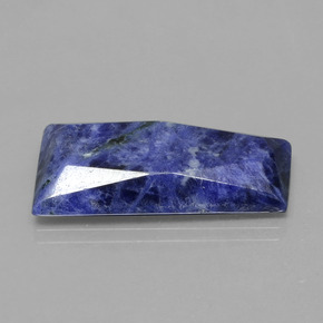 Sodalita Violeta Azul Natural 19.83ct, Forma extravagante, Opaco