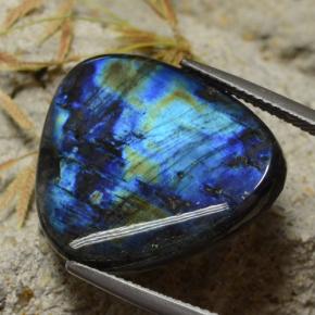 Espectrolita multicolorido natural 15,43ct, trillion, opaco