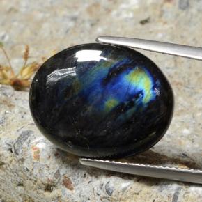 Espectrolita multicolorido natural 10,68ct, corte oval, opaco