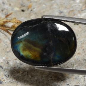 Espectrolita multicolorido natural 9,95ct, corte oval, opaco