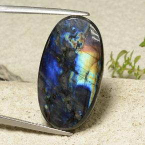 Espectrolita multicolorido natural 14,82ct, corte oval, opaco