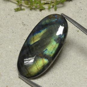 Espectrolita multicolorido natural 9,84ct, corte oval, opaco
