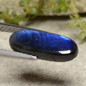 Espectrolita multicolorido natural 2,03ct, corte oval, opaco