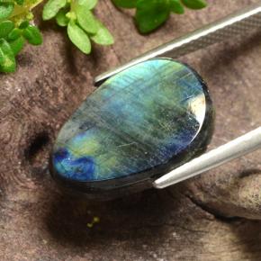 Espectrolita multicolorido natural 4,55ct, formato de pêra, opaco