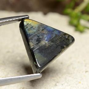 Espectrolita multicolorido natural 4,79ct, trillion, opaco