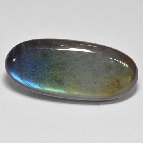 Espectrolita multicolorido natural 13,34ct, corte oval, opaco