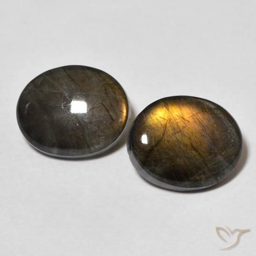 4.28ctw Natural Multicolorido Spectrolite, oval, Opaco