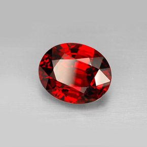 Granada espessartita vermelho natural 7,03ct, corte oval, VVS-VS