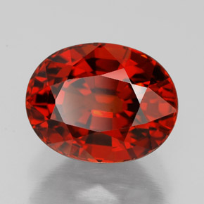 Granada espessartita vermelho natural 5,72ct, corte oval, VVS-VS