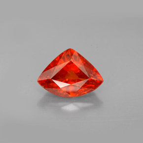 Granada espessartita laranja natural 2,57ct, forma extravagante, SI