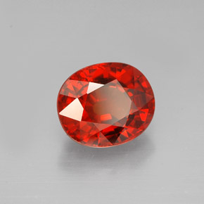 Granada espessartita laranja natural 2,77ct, corte oval, VS