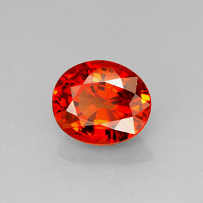 Granada espessartita laranja natural 2,89ct, corte oval, VS
