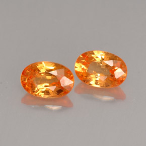 Pedras preciosas de granada espessartita laranja natural de  ct, corte oval, VS-SI