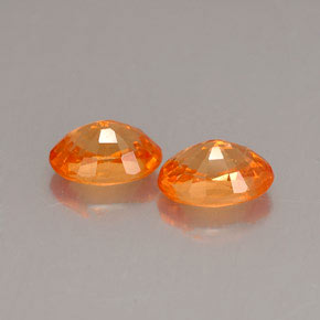 Pedras preciosas de granada espessartita laranja natural de  ct, corte oval, VS-SI