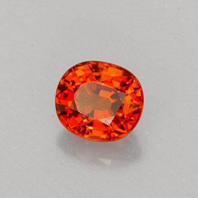 Granada espessartita laranja natural 0,83ct, corte oval, VVS-VS
