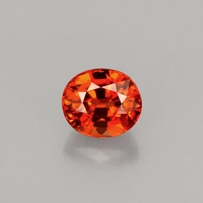 Granada espessartita laranja natural 1,36ct, corte oval, VVS