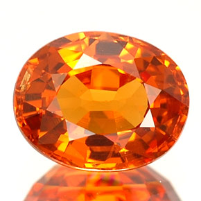 Granada espessartita laranja natural 1,36ct, corte oval, VS