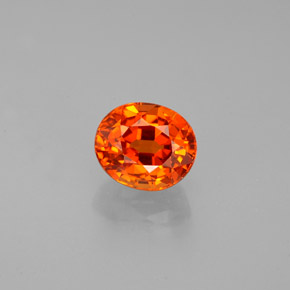Granada espessartita laranja natural 1,37ct, corte oval, VVS