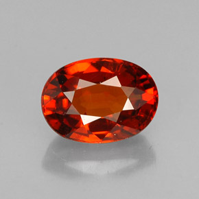 Granada espessartita laranja natural 1,32ct, corte oval, VVS-VS