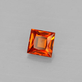 Granada espessartita Tangerina Natural 0.57ct, Quadrado, VVS