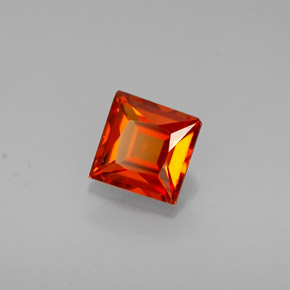 Granada espessartita laranja natural 0,62ct, quadrado, VVS-VS