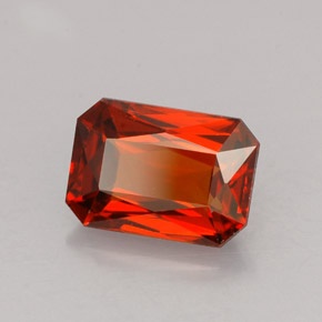Granada espessartita Laranja Natural 2.12ct, Corte Esmeralda, VVS