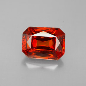Granada espessartita laranja natural 2,50ct, corte esmeralda, VVS-VS