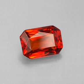 Granada espessartita Tangerina Natural 2.05ct, Corte Esmeralda, VVS-VS