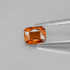 Granada espessartita laranja natural 1,09ct, corte esmeralda, VVS-VS