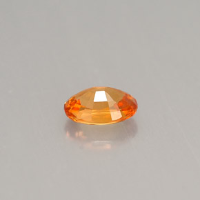 Granada espessartita laranja natural 0,59ct, corte oval, VVS-VS