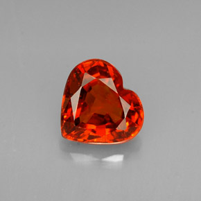 Granada espessartita laranja natural 0,99ct, formato de coração, VS