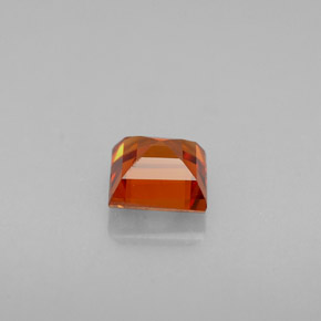 Granada espessartita laranja natural 0,87ct, quadrado, VVS-VS