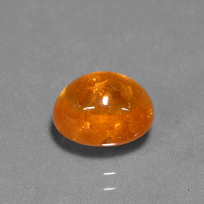 Granada espessartita laranja natural 3,69ct, corte oval, translúcido