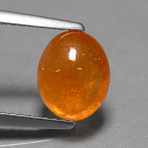 Granada espessartita laranja natural 3,06ct, corte oval, translúcido