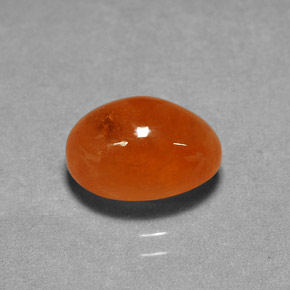 Granada espessartita laranja natural 4,74ct, corte oval, translúcido