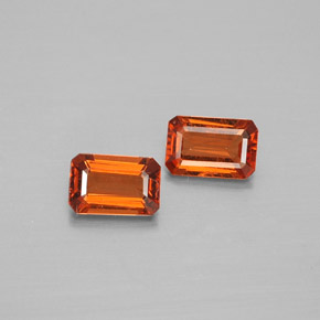 Pedras preciosas de granada espessartita laranja natural de  ct, corte esmeralda, VS-SI