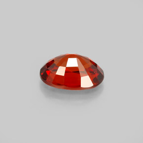 Granada espessartita vermelho natural 2,60ct, corte oval, VS