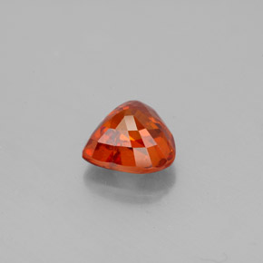 Granada espessartita laranja natural 1,88ct, formato de pêra, VS