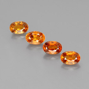 Pedras preciosas de Granada espessartita Laranja médio-escuro natural de 3.14 ct, Corte Oval, VVS-VS
