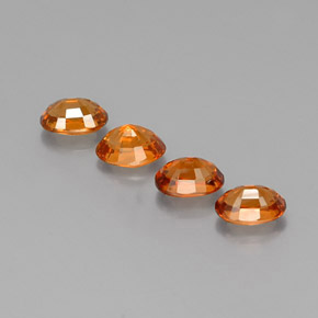 Pedras preciosas de Granada espessartita Laranja médio-escuro natural de 3.14 ct, Corte Oval, VVS-VS